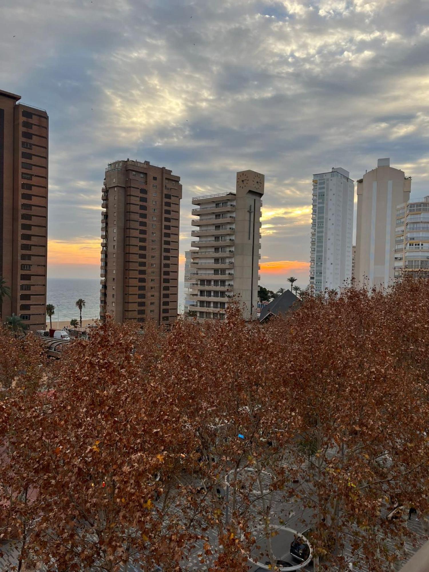 Apartamento Las Olas Playa De Levante Бенидорм Экстерьер фото